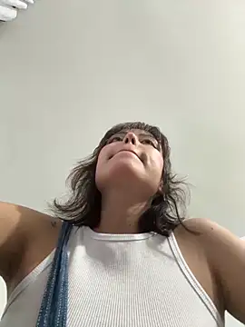 Snapshot of AiledSC chatting on 10-09-25, 09:02 AiledSC online show from 10-09-25, 09:02