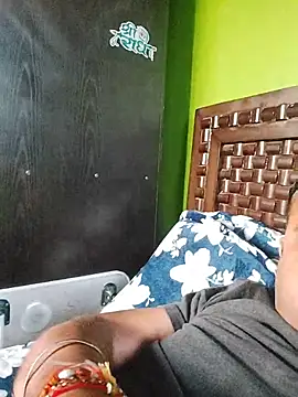 Snapshot of jhonbrick chatting on 10-22-25, 11:43 jhonbrick online show from 10-22-25, 11:43