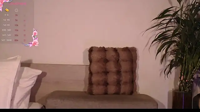 Snapshot of destinne_mill_ chatting on 02-17-26, 12:01 destinne mill online show from 02-17-26, 12:01