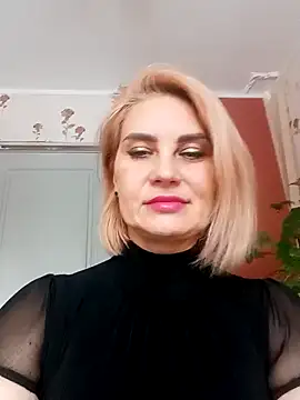JennyOMay online show from 12-27-24, 05:20