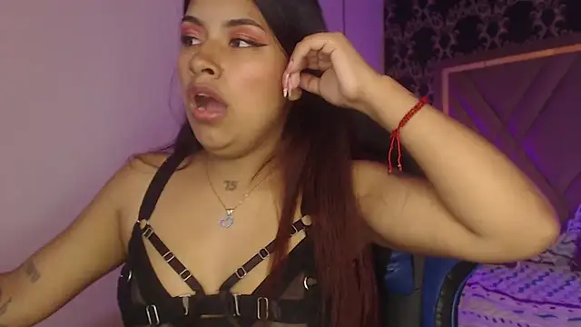 ChantalPetit online show from 10-09-25, 07:45