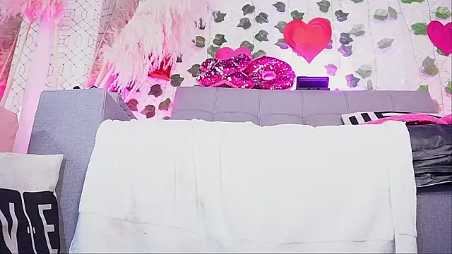 isis lov online show from 02-11-25, 06:08