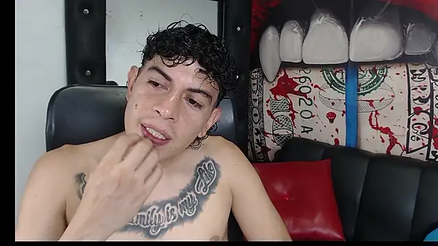 Strongernastyx online show from 12-01-24, 08:53