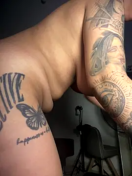 kiaraglam2 online show from 12-01-25, 01:49