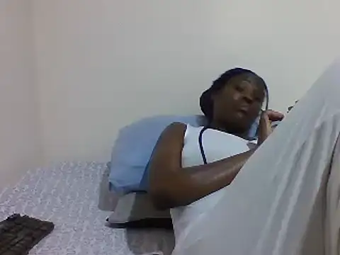 sweetelle09 online show from 02-16-25, 07:38