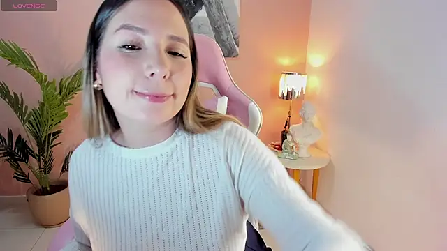 HannaMiller 1 online show from 12-15-25, 11:53