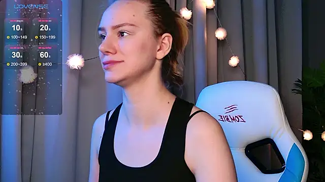 Snapshot of Ramona___ chatting on 02-03-26, 06:11 Ramona online show from 02-03-26, 06:11