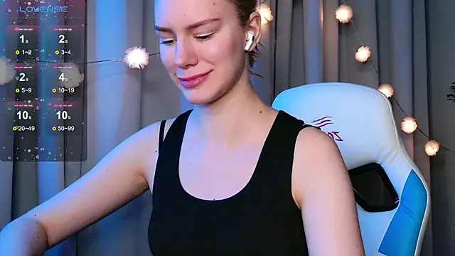 Snapshot of Ramona___ chatting on 02-03-26, 06:40 Ramona online show from 02-03-26, 06:40