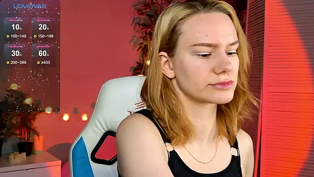 Snapshot of Ramona___ chatting on 02-28-26, 06:14 Ramona online show from 02-28-26, 06:14