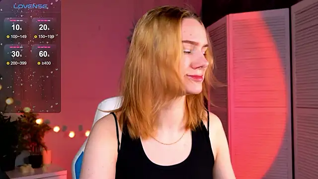 Snapshot of Ramona___ chatting on 03-10-26, 06:29 Ramona online show from 03-10-26, 06:29