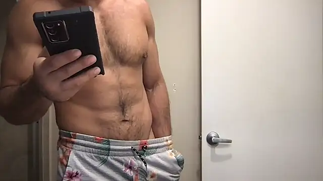 Snapshot of BigGuyMuscle chatting on 02-23-26, 01:03 BigGuyMuscle online show from 02-23-26, 01:03