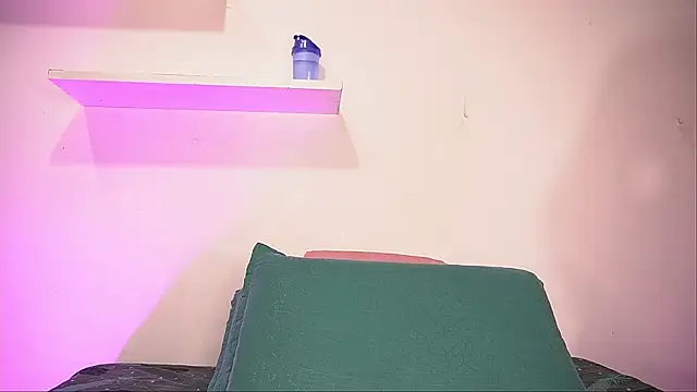 alexaa walker online show from 09-17-25, 11:56