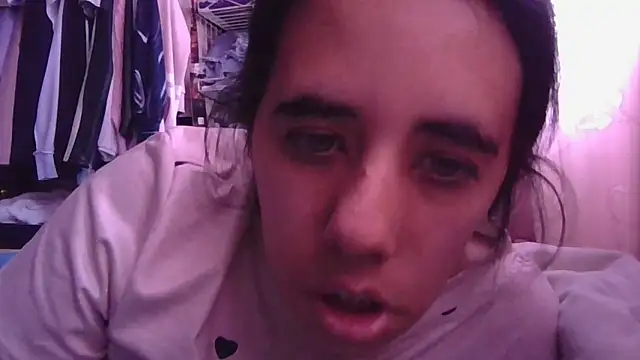 annarose19 online show from 01-30-25, 08:53