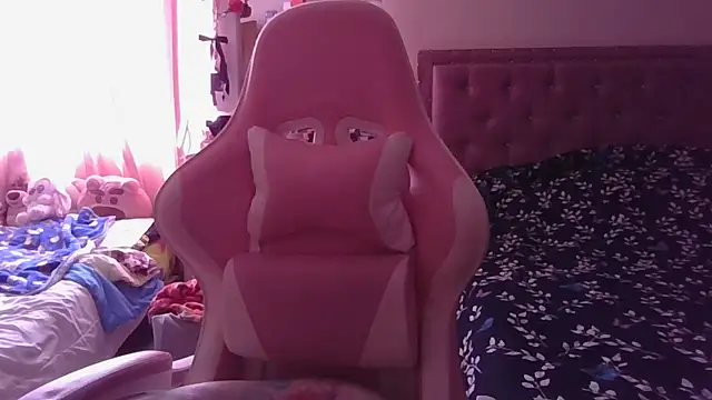 annarose19 online show from 02-19-25, 07:38