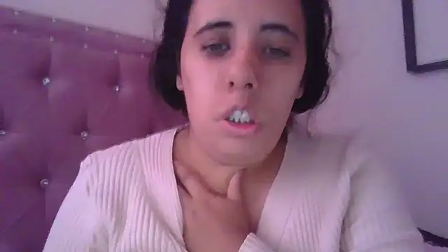 annarose19 online show from 10-14-25, 06:09