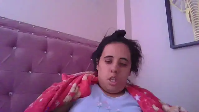 annarose19 online show from 10-20-25, 05:57