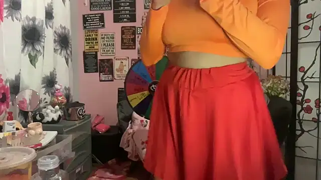 Snapshot of latinacubana chatting on 02-02-25, 03:10 latinacubana online show from 02-02-25, 03:10