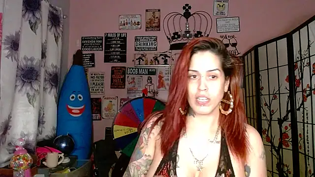 Snapshot of latinacubana chatting on 02-13-26, 05:36 latinacubana online show from 02-13-26, 05:36