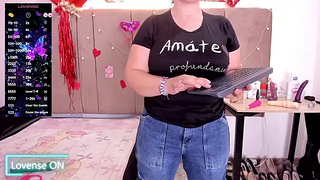 Zaly mature online show from 10-17-25, 02:04