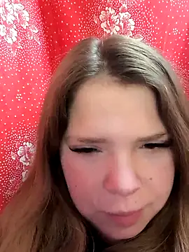 Zuli Kiska online show from 12-17-25, 07:36