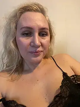 YourBlondee online show from 01-14-26, 03:12