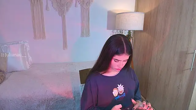 iriswest  online show from 11-14-25, 11:46