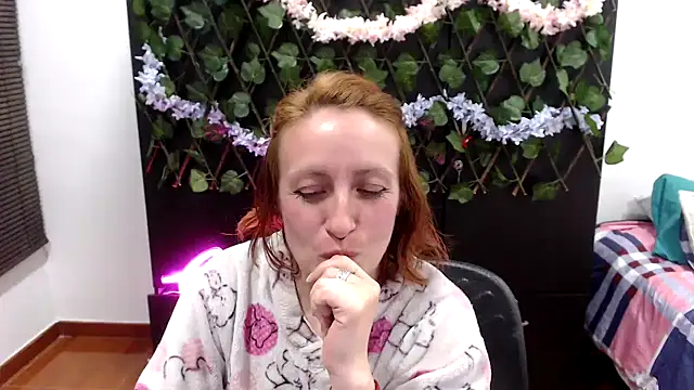 kittykalor09 online show from 02-03-26, 04:21