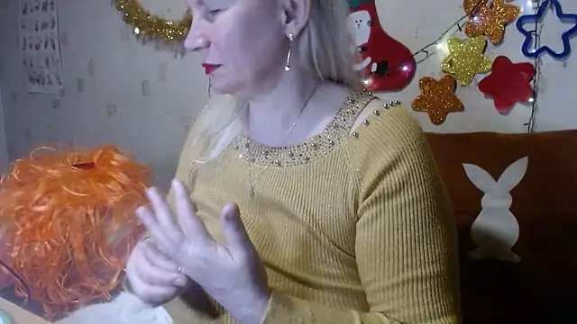 QueenLana online show from 01-14-25, 04:29