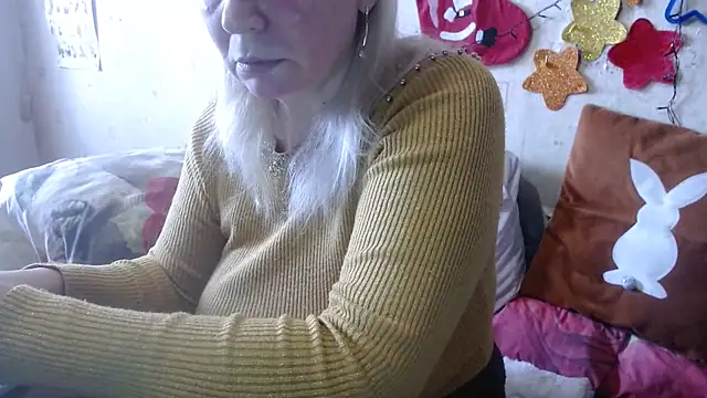 QueenLana online show from 01-15-25, 10:27