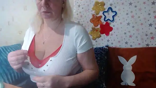 QueenLana online show from 01-07-26, 09:34