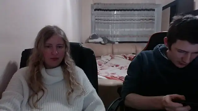 PeterAndJen online show from 03-02-25, 07:45