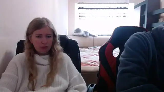 PeterAndJen online show from 03-04-25, 08:46