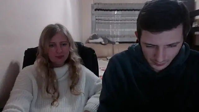 PeterAndJen online show from 03-04-25, 07:01