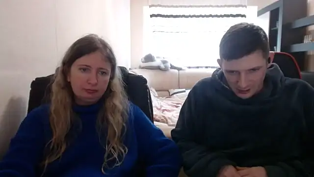 PeterAndJen online show from 03-14-25, 02:19