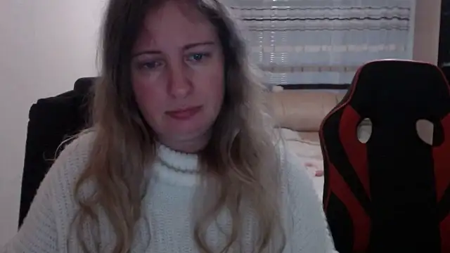 PeterAndJen online show from 03-22-25, 04:37