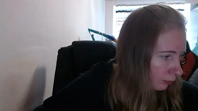 PeterAndJen online show from 09-21-25, 07:21