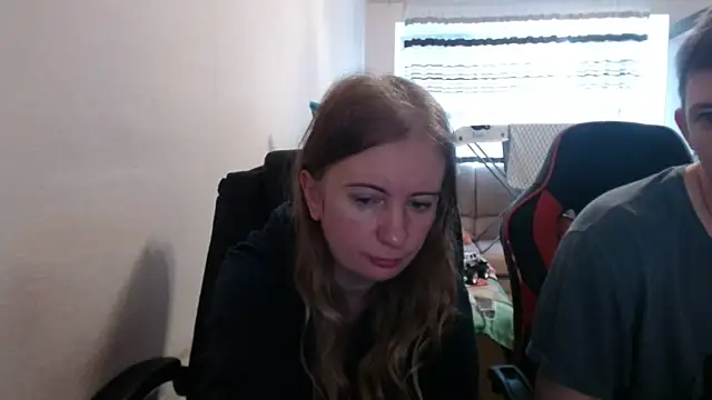 PeterAndJen online show from 09-22-25, 07:32