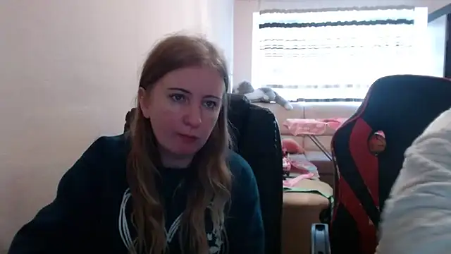 PeterAndJen online show from 11-01-25, 08:16