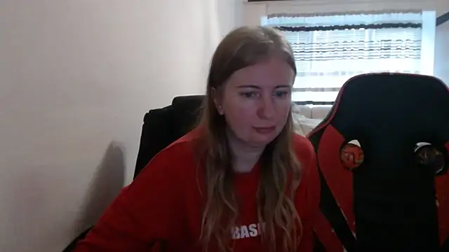 PeterAndJen online show from 11-20-25, 08:03