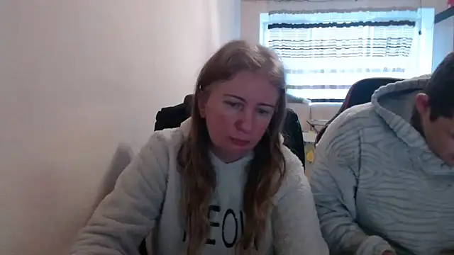 PeterAndJen online show from 02-19-26, 06:20