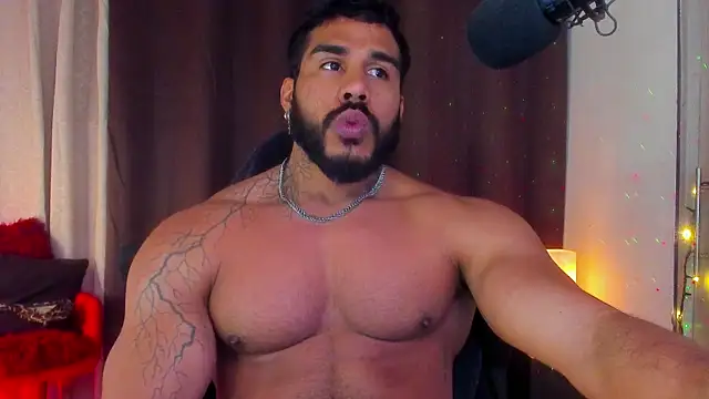 Snapshot of Artemis_Kazttman chatting on 01-08-25, 10:15 Artemis Kazttman online show from 01-08-25, 10:15