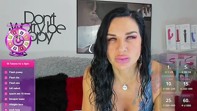 Snapshot of Tara_Bloss chatting on 02-28-25, 01:26 Tara Bloss online show from 02-28-25, 01:26