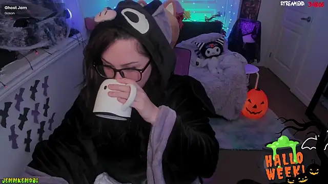 Snapshot of JennKenobi chatting on 10-27-25, 02:43 JennKenobi online show from 10-27-25, 02:43