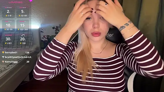 Snapshot of ariashaa chatting on 11-09-25, 04:16 ariashaa online show from 11-09-25, 04:16