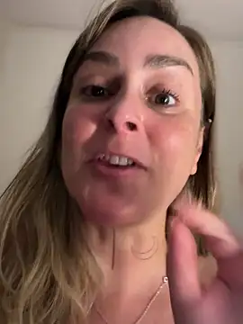 misslulipop online show from 02-21-25, 01:44