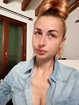kylie blck online show from 02-16-25, 03:58