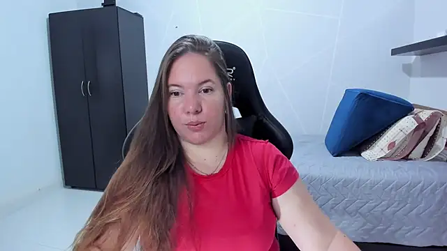 Snapshot of tamy_shine87 chatting on 10-06-25, 11:35 tamy shine87 online show from 10-06-25, 11:35