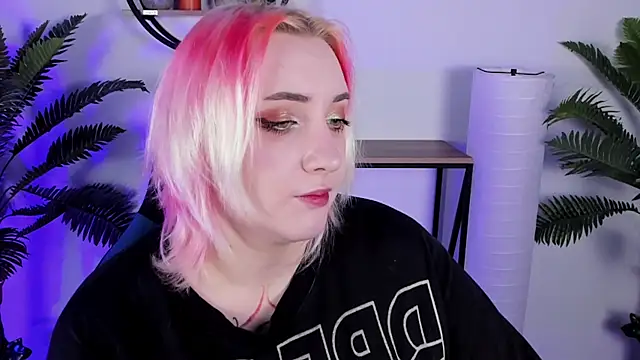 Snapshot of AsheLucker chatting on 02-27-25, 02:10 AsheLucker online show from 02-27-25, 02:10