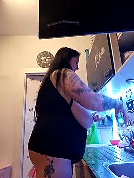 Snapshot of XxxZuckerpuppexxX chatting on 12-15-24, 06:37 XxxZuckerpuppexxX online show from 12-15-24, 06:37