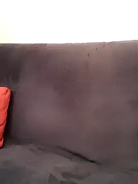 Snapshot of LouGabriel chatting on 01-12-25, 01:37 LouGabriel online show from 01-12-25, 01:37